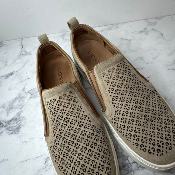 Vionic Kimmie Perf Women's Slip On Supportive Sneaker 8 - Picture 6 of 9